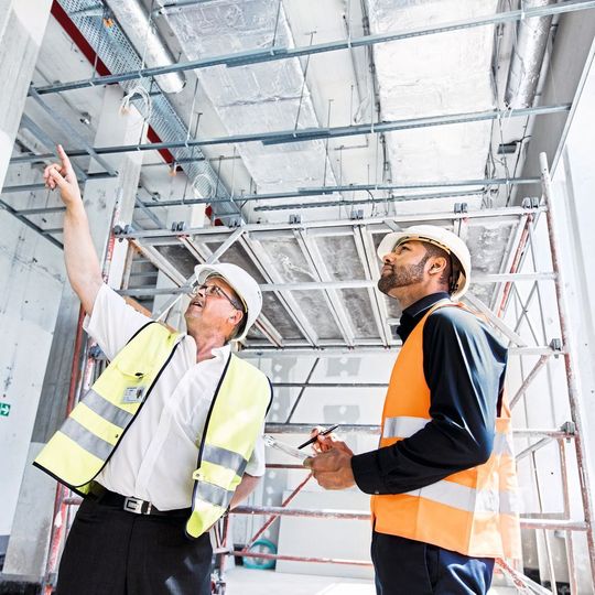 Die wichtigsten Neuerungen der ISO 45001 präsentiert der TÜV Rheinland in einem neuen Whitepaper. Die wichtigsten Neuerungen der ISO 45001 präsentiert der TÜV Rheinland in einem neuen Whitepaper.
