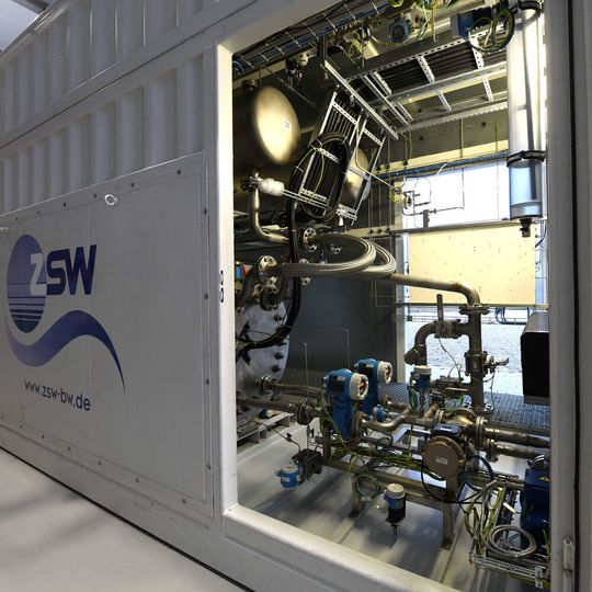 Die ZSW-Forschungs-Elektrolyseanlage Die ZSW-Forschungs-Elektrolyseanlage