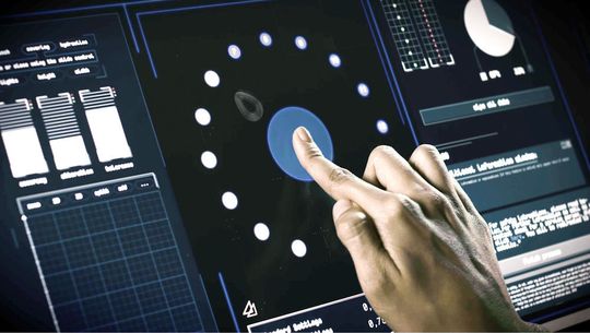 Die neuen TwinTouch-Panels bieten durch kombinierte Touch- und Krafterkennung erhöhte Bediensicherheit und neue Eingabemöglichkeiten. Die neuen TwinTouch-Panels bieten durch kombinierte Touch- und Krafterkennung erhöhte Bediensicherheit und neue Eingabemöglichkeiten.