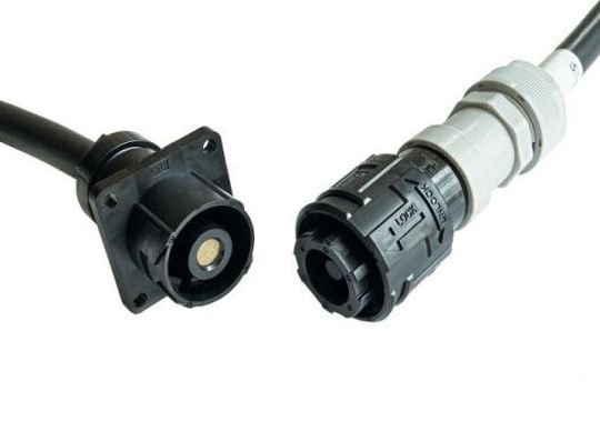 Die Industrie Push-on-Steckverbinder mit Bajonettverschluss sind wasserdicht und hochstromfähig bis max. 200 A. Die Industrie Push-on-Steckverbinder mit Bajonettverschluss sind wasserdicht und hochstromfähig bis max. 200 A.