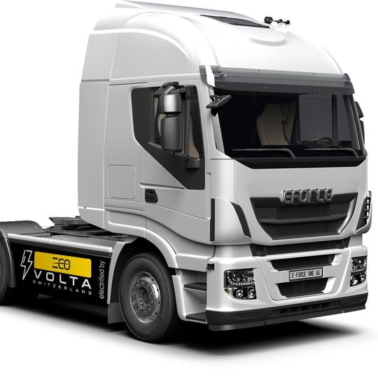 Beim Kauf eines EF18SZM können Kunden zwischen verschiedenen Batteriegrößen und zwei Antrieben wählen. Beim Kauf eines EF18SZM können Kunden zwischen verschiedenen Batteriegrößen und zwei Antrieben wählen.