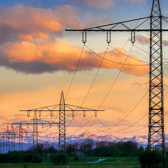 Die Energiewende ist im Gange, doch die Ziele 2050 sind noch weit entfernt (Symbolbild). Die Energiewende ist im Gange, doch die Ziele 2050 sind noch weit entfernt (Symbolbild).