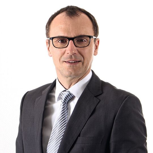 Neuer General Manager der Parker Prädifa Technology Division: Ulrich Jochem. Neuer General Manager der Parker Prädifa Technology Division: Ulrich Jochem.
