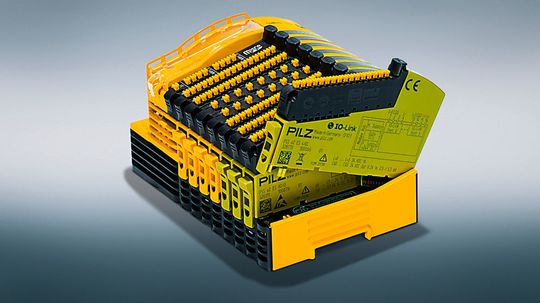 Mit dem IO-Link-Mastermodul PSS u2 ES 4 IOL kann das Remote-I/O-System PSS Universal 2 nun über die weltweit standardisierte IO-Schnittstelle mit Sensoren und Aktoren kommunizieren. Mit dem IO-Link-Mastermodul PSS u2 ES 4 IOL kann das Remote-I/O-System PSS Universal 2 nun über die weltweit standardisierte IO-Schnittstelle mit Sensoren und Aktoren kommunizieren.