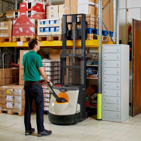 Der neue DS-3040 ist für den Einsatz in engen Arbeitsumgebungen konzipiert. Der neue DS-3040 ist für den Einsatz in engen Arbeitsumgebungen konzipiert.