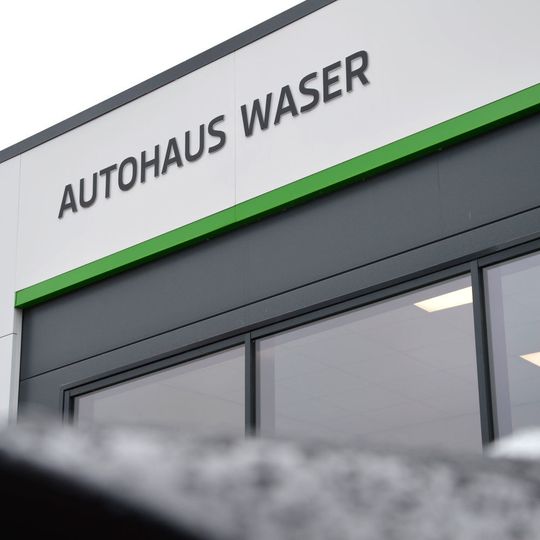 Das Autohaus Waser geht in Waldshut-Tiengen und Umgebung mit speziellen Webseiten auf die Suche nach Privatpersonen, die ihren Gebrauchten verkaufen wollen. Das Autohaus Waser geht in Waldshut-Tiengen und Umgebung mit speziellen Webseiten auf die Suche nach Privatpersonen, die ihren Gebrauchten verkaufen wollen.