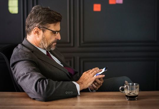 Business Messenger erleichtern die interne Kommunikation in B2B-Unternehmen. Business Messenger erleichtern die interne Kommunikation in B2B-Unternehmen.