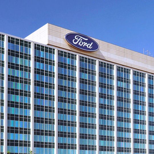 Ford will jährlich 600 Millionen Dollar einsparen. Ford will jährlich 600 Millionen Dollar einsparen.