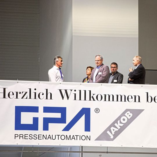 Bei Führungen durch das Unternehmen wurden exklusive Einblicke in die Fachkenntnisse und aktuellen Projekte von GPA-Jakob gewährt. Bei Führungen durch das Unternehmen wurden exklusive Einblicke in die Fachkenntnisse und aktuellen Projekte von GPA-Jakob gewährt.