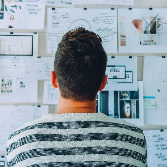 Wenn es in Unternehmen kein CRM-System gibt, kann kein organisierter Übergang vorangegangener Geschäfte gewährleistet werden. Wenn es in Unternehmen kein CRM-System gibt, kann kein organisierter Übergang vorangegangener Geschäfte gewährleistet werden.