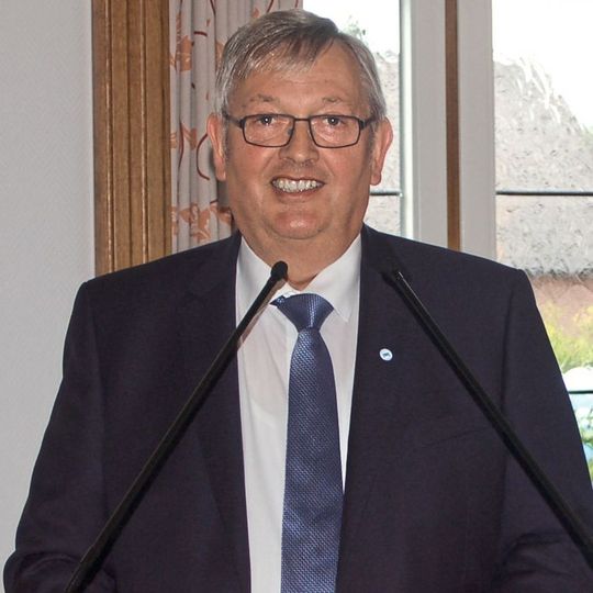 Wiedergewählt: Karl-Heinz Bley, Präsident Kfz-Gewerbe Niedersachsen-Bremen. Wiedergewählt: Karl-Heinz Bley, Präsident Kfz-Gewerbe Niedersachsen-Bremen.