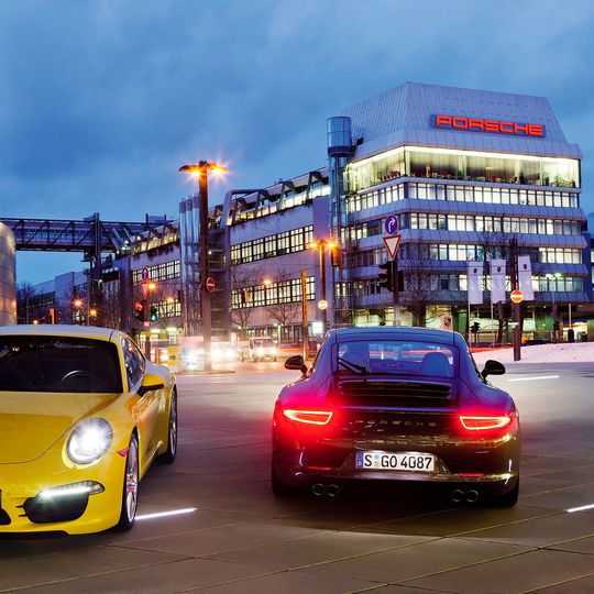 Fünf Porsche-Mitarbeiter könnten sich strafbar gemacht haben. Fünf Porsche-Mitarbeiter könnten sich strafbar gemacht haben.