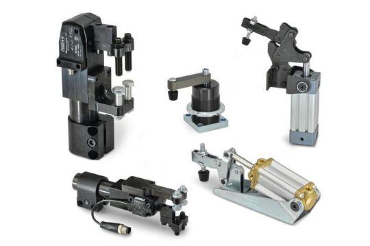 Pneumatische Schnellspanner erleichtern das Handling und erlauben auch voll automatisierte Prozesse. Ganter bietet dafür gleich mehrere flexible Lösungen: Kniehebel-Spanner, kompakte Kraftspanner sowie Schwenkspanner. Pneumatische Schnellspanner erleichtern das Handling und erlauben auch voll automatisierte Prozesse. Ganter bietet dafür gleich mehrere flexible Lösungen: Kniehebel-Spanner, kompakte Kraftspanner sowie Schwenkspanner.