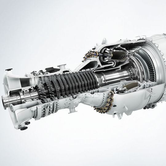Eine SGT-800-Industriegasturbine von Siemens mit einer Leistung von 57 Megawatt soll mit ihrer hohen Effizienz im BASF-Kraftwerk Schwarzheide für niedrigere Brennstoffkosten und CO2-Emissionen sorgen. Eine SGT-800-Industriegasturbine von Siemens mit einer Leistung von 57 Megawatt soll mit ihrer hohen Effizienz im BASF-Kraftwerk Schwarzheide für niedrigere Brennstoffkosten und CO2-Emissionen sorgen.