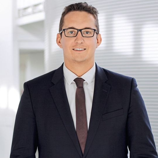 Dr. Christian Seidel leitet die Additive Fertigung am Fraunhofer-IGCV und verantwortet die inhaltliche Ausrichtung des Forums „Normung und Arbeitsschutz”. Dr. Christian Seidel leitet die Additive Fertigung am Fraunhofer-IGCV und verantwortet die inhaltliche Ausrichtung des Forums „Normung und Arbeitsschutz”.