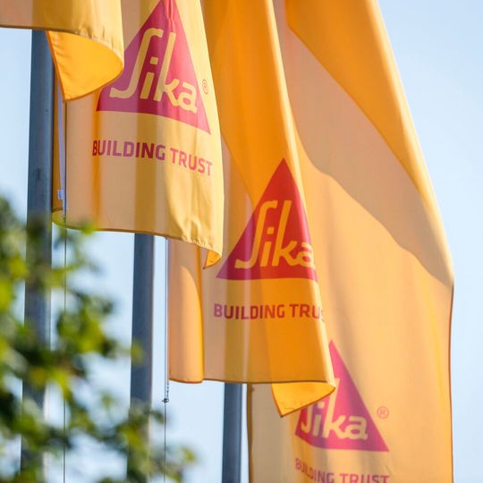 Sika further strengthens its presence in Qatar by opening a new production plant. Sika further strengthens its presence in Qatar by opening a new production plant.
