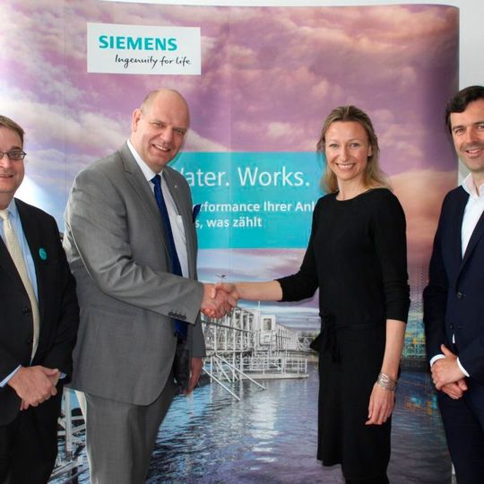 Siemens und Bunt Planet haben eine Vertriebsvereinbarung unterzeichnet. Siemens und Bunt Planet haben eine Vertriebsvereinbarung unterzeichnet.