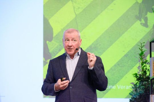 Peter O'Neill erklärte beim Lead Management Summit 2019, wie Unternehmen bei der Auswahl von Marketing-Software vorgehen sollten. Peter O'Neill erklärte beim Lead Management Summit 2019, wie Unternehmen bei der Auswahl von Marketing-Software vorgehen sollten.