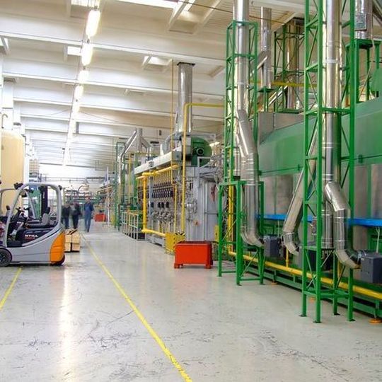 Maschinen und Produkte sind für deren Hersteller ein Ergebnis harter Arbeit - die Kommunikation gegenüber dem Kunden ist häufig verbesserungswürdig. Maschinen und Produkte sind für deren Hersteller ein Ergebnis harter Arbeit - die Kommunikation gegenüber dem Kunden ist häufig verbesserungswürdig.