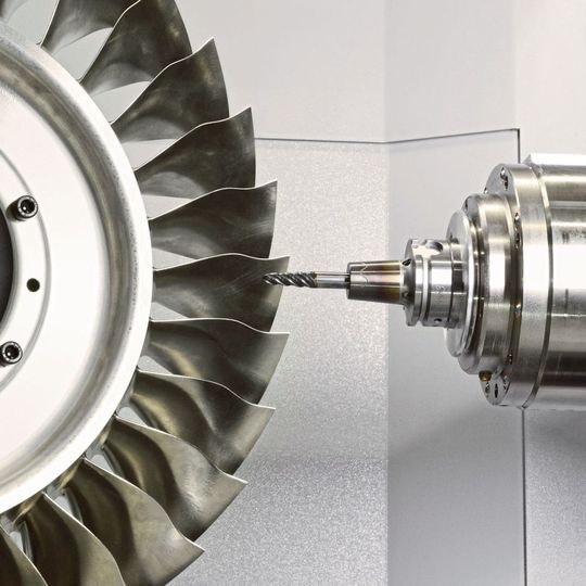 Bei den Turbine Technology Days 2019 widmet sich eine praxisnahe Vorführung dem Thema «Das Beste für Blisks». Hier erfahren die Teilnehmer, wie sich bessere Schruppbearbeitung, bessere Schlichtbearbeitung und bessere Zugänglichkeit realisieren lassen. Bei den Turbine Technology Days 2019 widmet sich eine praxisnahe Vorführung dem Thema «Das Beste für Blisks». Hier erfahren die Teilnehmer, wie sich bessere Schruppbearbeitung, bessere Schlichtbearbeitung und bessere Zugänglichkeit realisieren lassen.
