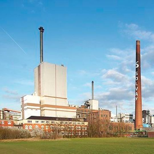 An der Solvay-Anlage in Rheinberg wird ein umfassendes Modernisierungsprojekt für die Energieversorgung durchgeführt. An der Solvay-Anlage in Rheinberg wird ein umfassendes Modernisierungsprojekt für die Energieversorgung durchgeführt.