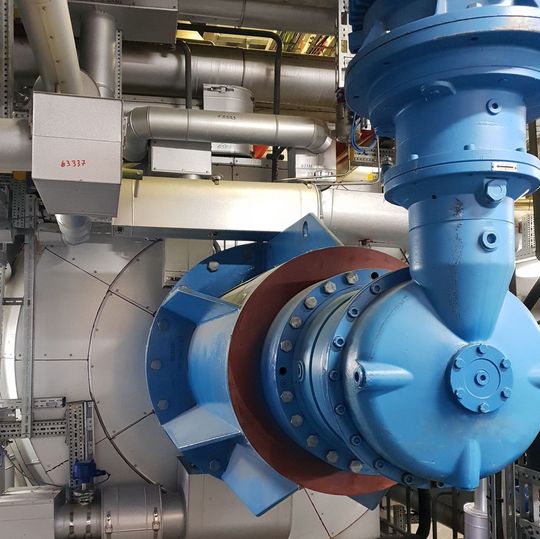 Die Technologie der neuen Anlage von Evonik ermöglicht eine effizientere Herstellung von Spezial-Copolyestern für die Lebensmittelverpackungsindustrie. Die Technologie der neuen Anlage von Evonik ermöglicht eine effizientere Herstellung von Spezial-Copolyestern für die Lebensmittelverpackungsindustrie.