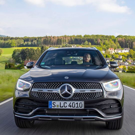 Von keiner SUV-Modellreihe verkauft Mercedes mehr Fahrzeuge als vom GLC. Von keiner SUV-Modellreihe verkauft Mercedes mehr Fahrzeuge als vom GLC.