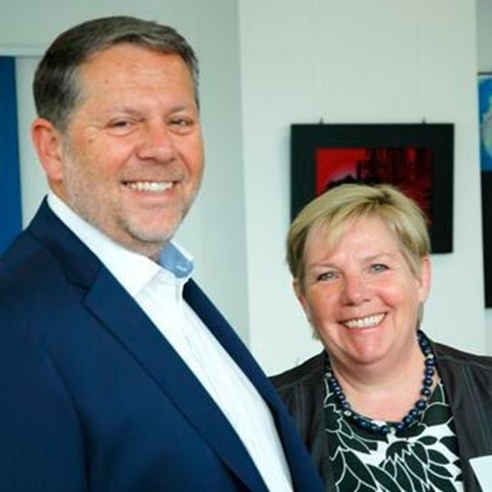Gründer und Geschäftsführer Harald Steiner mit Ehefrau Silvia. Gründer und Geschäftsführer Harald Steiner mit Ehefrau Silvia.