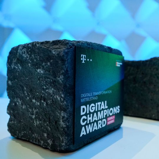 Express Air Systems wurde mit dem Digital Champions Award (DCA) in der Kategorie „digitale Transformation im Mittelstand“ ausgezeichnet. Express Air Systems wurde mit dem Digital Champions Award (DCA) in der Kategorie „digitale Transformation im Mittelstand“ ausgezeichnet.
