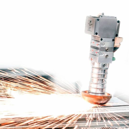 Das LZH stellt in München individuelle Lösungen, wie hier einen mobilen Laserbearbeitungskopf für Rettungseinsätze, vor. Das LZH stellt in München individuelle Lösungen, wie hier einen mobilen Laserbearbeitungskopf für Rettungseinsätze, vor.