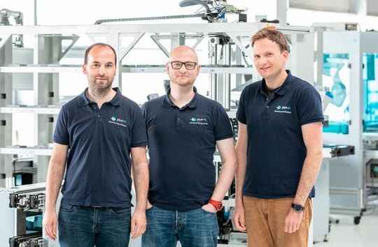 Die Gründer des Start-ups plus10 GmbH: Thomas Hilzbrich, Pablo Mayer und Felix Müller (v. l.) haben die „Smarte Systemoptimierung“ entwickelt. Die Gründer des Start-ups plus10 GmbH: Thomas Hilzbrich, Pablo Mayer und Felix Müller (v. l.) haben die „Smarte Systemoptimierung“ entwickelt.
