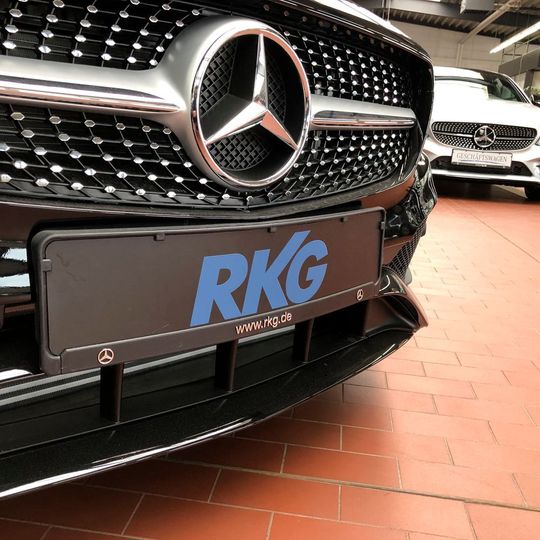 Die RKG in Bonn gehört zu den Betrieben, die beim Internet Sales Award 2019 mit einer Top-Platzierung ausgezeichnet wurden. Die RKG in Bonn gehört zu den Betrieben, die beim Internet Sales Award 2019 mit einer Top-Platzierung ausgezeichnet wurden.