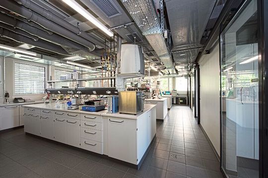 Les investigations associées à la caractérisation thermique des matériaux sont destinées à l’horlogerie au médical et à la microtechnique.