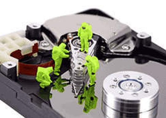 Bei physischen Schäden hilft keine Software weiter, sondern nur noch ein Datenrettungslabor. Bei physischen Schäden hilft keine Software weiter, sondern nur noch ein Datenrettungslabor.