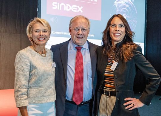 La visite du conseiller fédéral Johann Schneider-Ammann le jour de l’inauguration de l'édition de Sindex 2018 prouve l'importance de ce salon pour le monde industriel comme politique. La visite du conseiller fédéral Johann Schneider-Ammann le jour de l’inauguration de l'édition de Sindex 2018 prouve l'importance de ce salon pour le monde industriel comme politique.