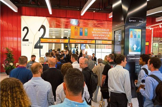 Selon le résultat des premières enquêtes, beaucoup de visiteurs professionnels sont venus pour la première fois au Salon et se déclarent impressionnés par la qualité et l’expertise des exposants. Selon le résultat des premières enquêtes, beaucoup de visiteurs professionnels sont venus pour la première fois au Salon et se déclarent impressionnés par la qualité et l’expertise des exposants.