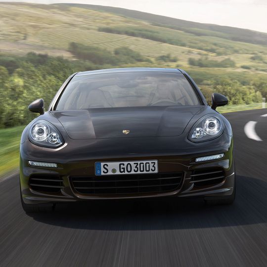 Der Rückruf betrifft unter anderem ältere Modelle des Porsche Panamera. Der Rückruf betrifft unter anderem ältere Modelle des Porsche Panamera.