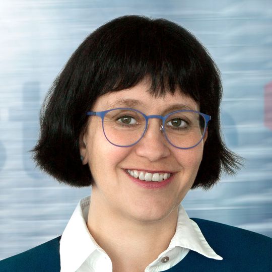 Anja Zschernig heuert bei der Stuttgarter Viastore Group als neue CFO. Anja Zschernig heuert bei der Stuttgarter Viastore Group als neue CFO.