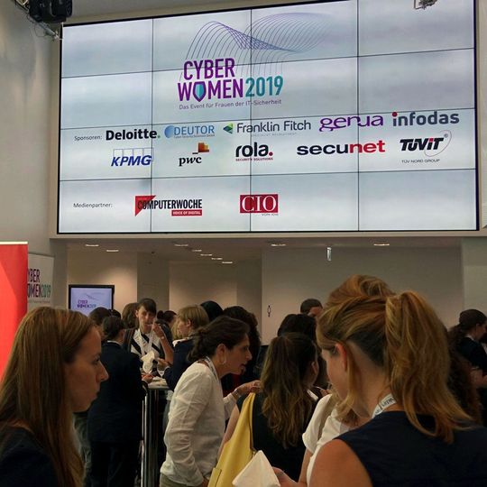 Cyberwomen 2019 war ein Event für Frauen in der IT-Sicherheit und fand in München statt. Cyberwomen 2020 ist bereits in Planung. Cyberwomen 2019 war ein Event für Frauen in der IT-Sicherheit und fand in München statt. Cyberwomen 2020 ist bereits in Planung.