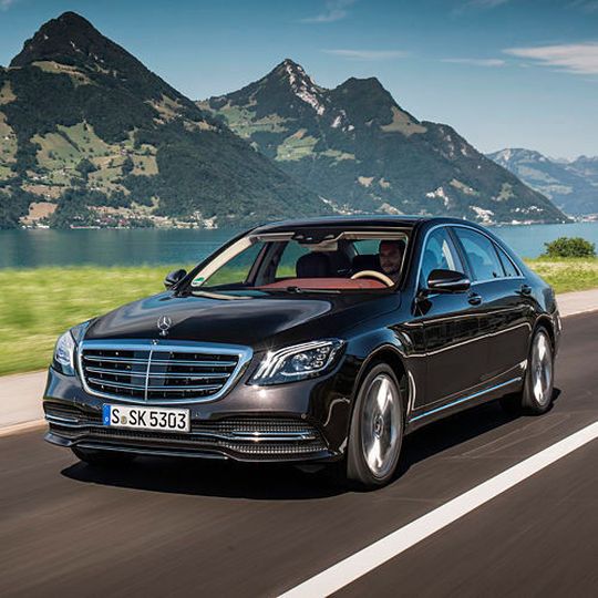 Die Mercedes S-Klasse war im Juni das meistverkaufte Oberklasse-Modell in Deutschland. Die Mercedes S-Klasse war im Juni das meistverkaufte Oberklasse-Modell in Deutschland.