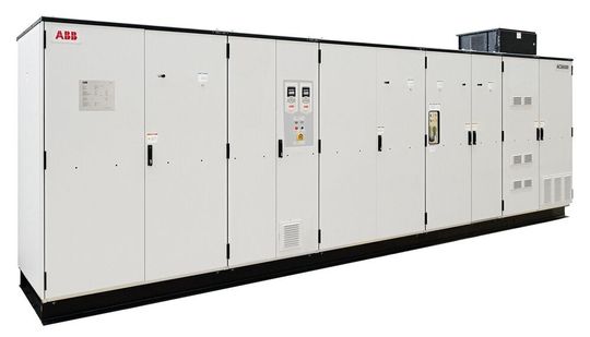 Der Frequenzumrichter ACS6080 wurde um die prädiktive Pulsmusterregelung für hochleistungsfähige Motorregelung erweitert. Der Frequenzumrichter ACS6080 wurde um die prädiktive Pulsmusterregelung für hochleistungsfähige Motorregelung erweitert.