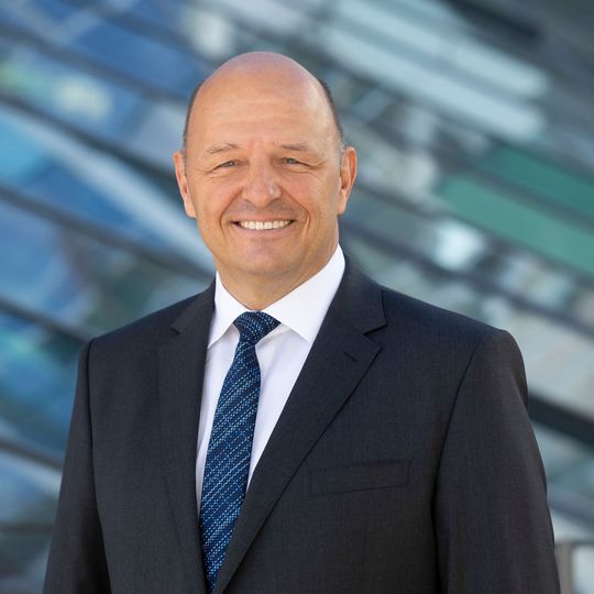 Dipl.-Ing. Thomas Patzak, Geschäftsführer Vertrieb und kaufmännische Ressorts der Wittenstein Alpha. Dipl.-Ing. Thomas Patzak, Geschäftsführer Vertrieb und kaufmännische Ressorts der Wittenstein Alpha.