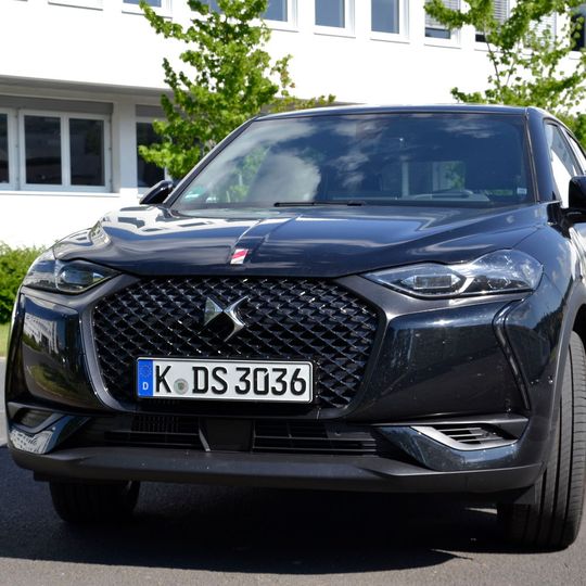 Der DS 3 Crossback ist im Segment der Premium-Kompakt-SUVs eine besondere Erscheinung. Der DS 3 Crossback ist im Segment der Premium-Kompakt-SUVs eine besondere Erscheinung.