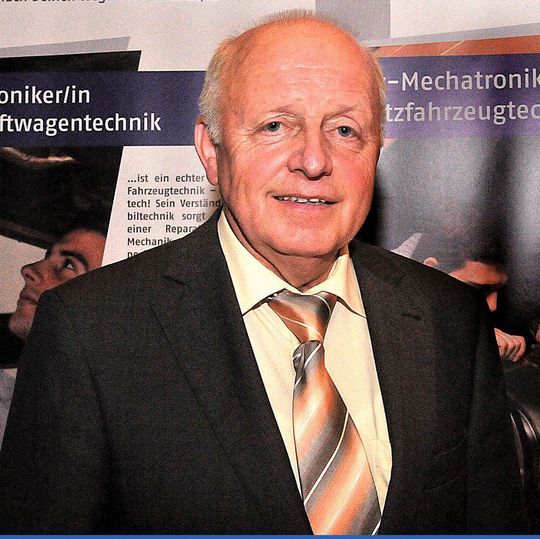 Heinrich Fallert, Digitalexperte und Ehrenobermeister der Kfz-Innung Baden-Baden, Bühl, Rastatt. Heinrich Fallert, Digitalexperte und Ehrenobermeister der Kfz-Innung Baden-Baden, Bühl, Rastatt.