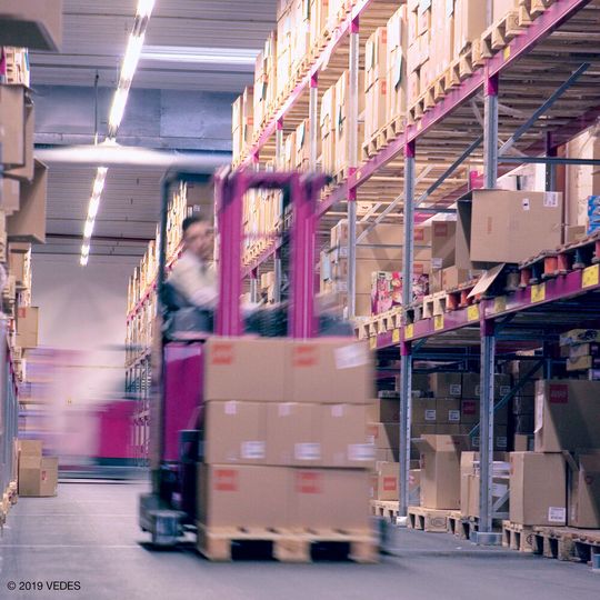 Mit Inconso-Systemen sollen die Logistikprozesse bei Vedes gebündelt werden. Mit Inconso-Systemen sollen die Logistikprozesse bei Vedes gebündelt werden.