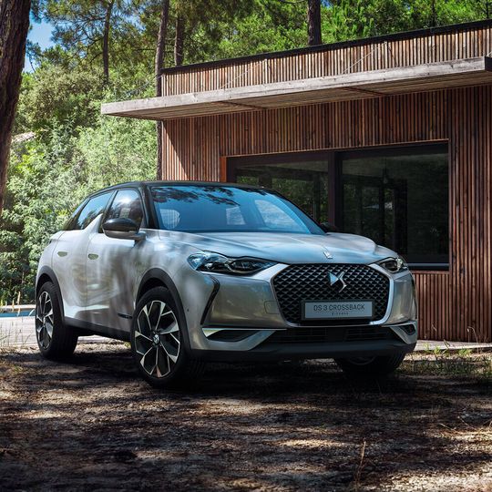Der DS 3 Crossback fährt ab sofort auch elektrisch. Der DS 3 Crossback fährt ab sofort auch elektrisch.