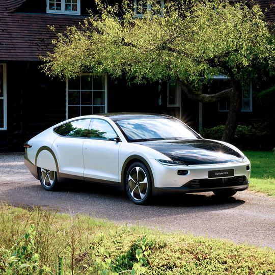 Das Elektroauto „Lightyear One“ soll mit großer Reichweite punkten. Es hat aber auch seinen Preis. Das Elektroauto „Lightyear One“ soll mit großer Reichweite punkten. Es hat aber auch seinen Preis.