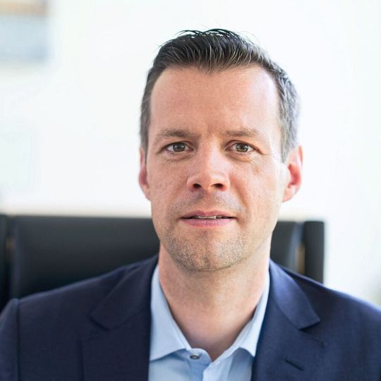 Dr. Heiner Lang übernimmt den Vorstand: Er begann seine Karriere bei Bosch Rexroth im Januar 2017 als Geschäftsleiter Technik. Dr. Heiner Lang übernimmt den Vorstand: Er begann seine Karriere bei Bosch Rexroth im Januar 2017 als Geschäftsleiter Technik.