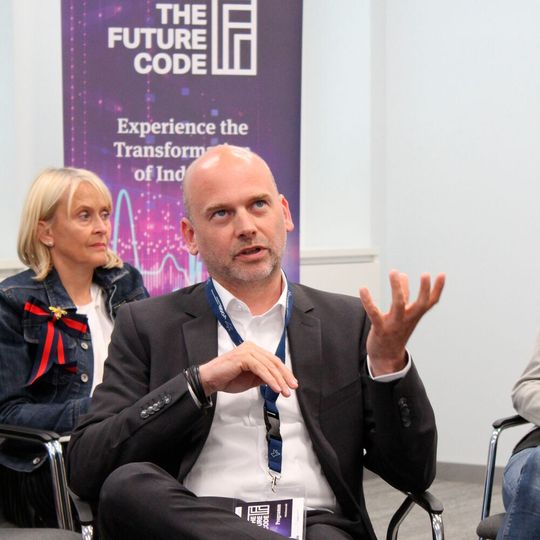 „Wir müssen die Digitalisierung nutzen, um Mehrwerte zu erzielen“, erklärt Dr. Thomas Paulus, der bei KSB die Digitalen Transformationsprozesse „Wir müssen die Digitalisierung nutzen, um Mehrwerte zu erzielen“, erklärt Dr. Thomas Paulus, der bei KSB die Digitalen Transformationsprozesse