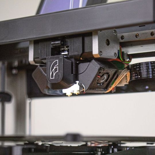 The Pro 3 Touch is supplied with a touchscreen that can connect to print-file management capabilities and print-server. The Pro 3 Touch is supplied with a touchscreen that can connect to print-file management capabilities and print-server.